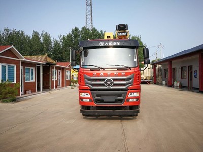 宇洋隨車吊廠家直營(yíng)，專業(yè)出售各型號(hào)隨車吊，歡迎來(lái)電垂詢